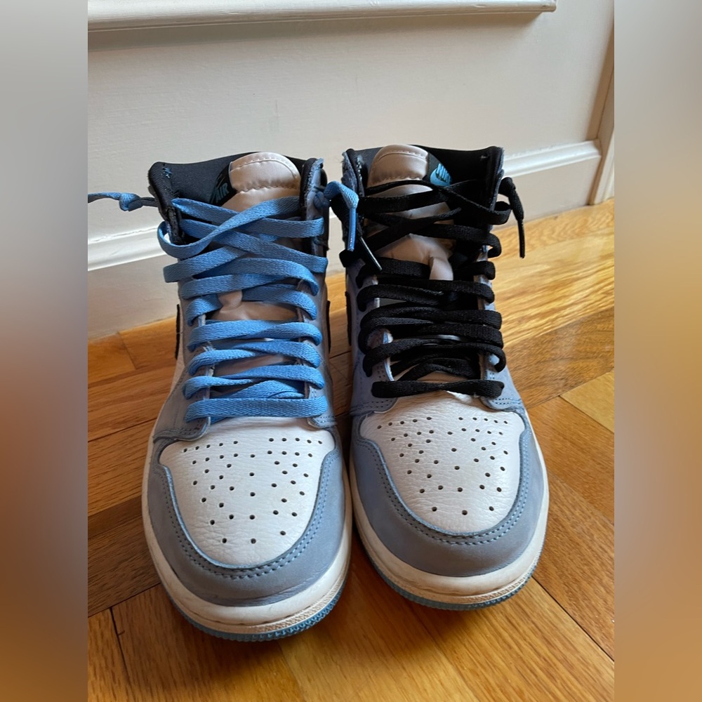 Nike UNC Jordan 1s Athletic Shoes - Picture 2 of 6